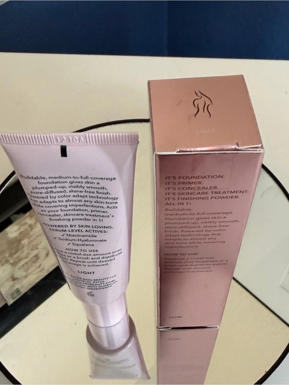 Nakery Plumping Velvet Serum-Infused Foundation Light NIB 1.01FL.OZ.